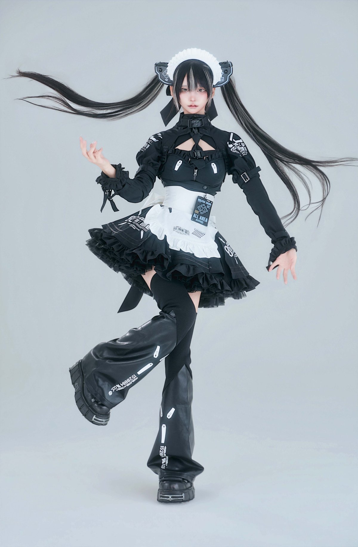 中央町戦術工芸コラボ】タクティカルメイドエプロンWHITE | HIDOLATRAL