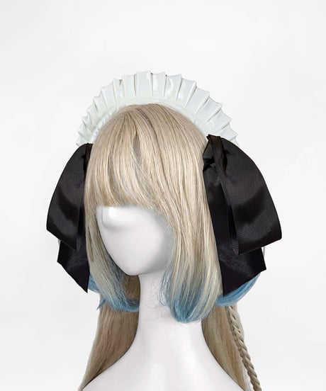 《エナメルメイドリボンカチューシャ》WHITE