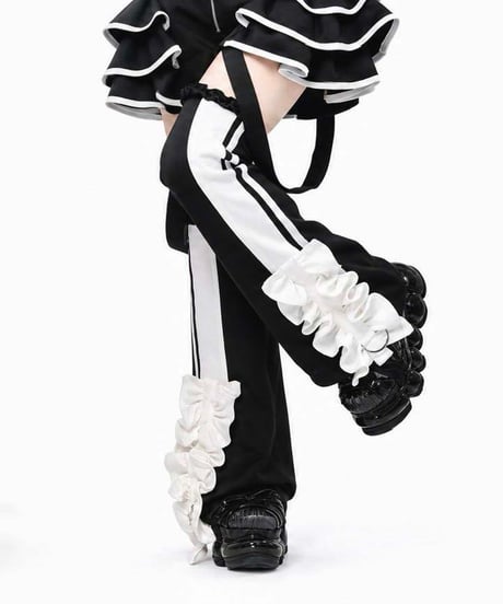 《アンドロイドサイバーフリルレッグウォーマー》BLACK