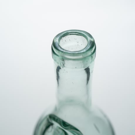 Nuutajarvi｜19th century｜glass bottle H19.5cm