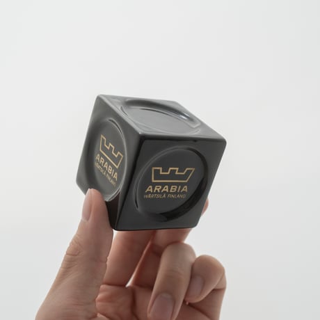 Arabia｜dealer sign｜cube