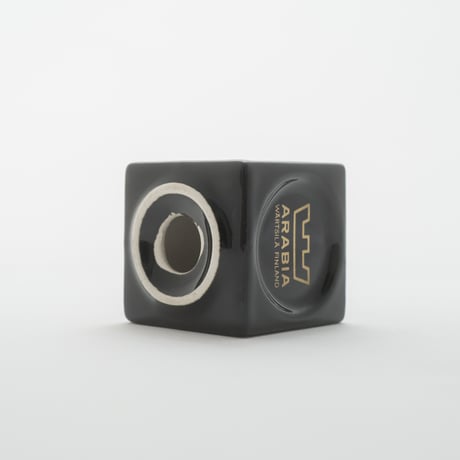 Arabia｜dealer sign｜cube