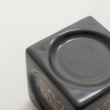 Arabia｜dealer sign｜cube