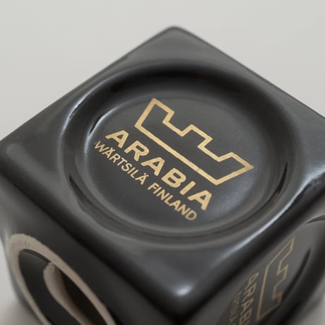 Arabia｜dealer sign｜cube