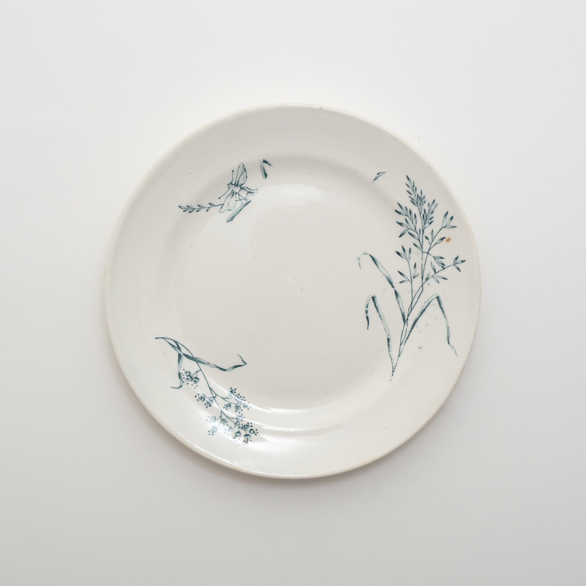 【新品未使用】 ARABIA ラブ プレート 裏絵あり 旧ロゴ　シール付＊廃盤 Arabia｜plate φ15.5cm｜02 | lumikka shop