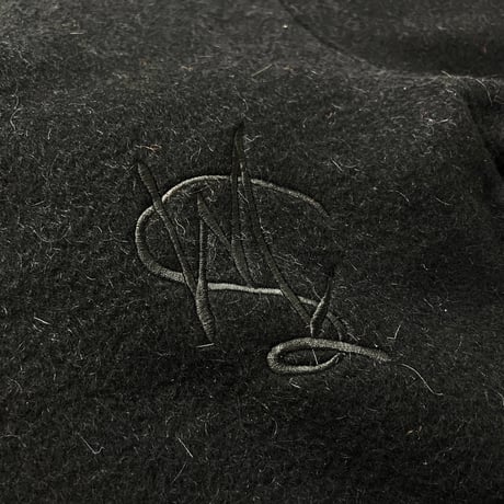 Cut Off 1B Cardigan With Signature(NEEDLE SHAGGY MOHAIR)BLACK