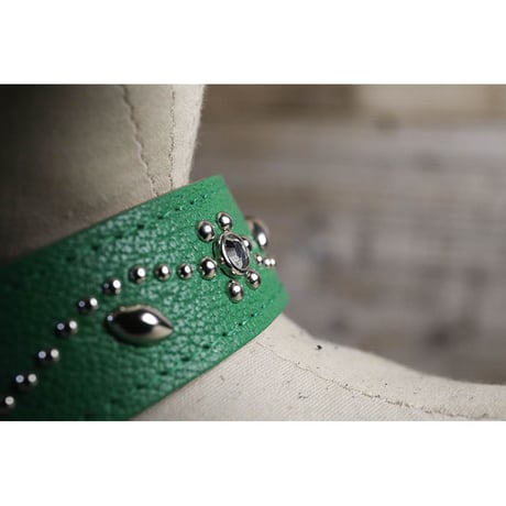 Dog & Owner Matching 25mm Studs Flowers and Leaves Design Goatskin Colla & Braceletr