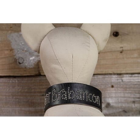 30mm Original Studs Playful Font Leather Collar