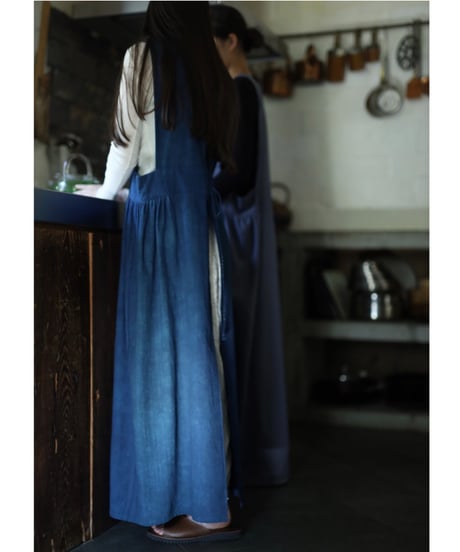 25_エプロンドレス size2 Lenten people handwoven cotton (indigo o dyed)
