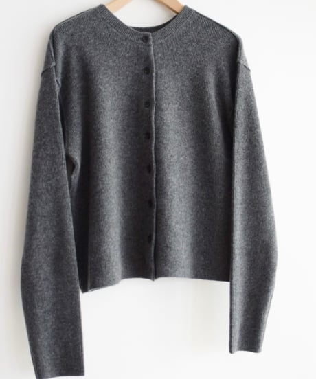 EMMACULATE/CREW NECK CARDIGAN