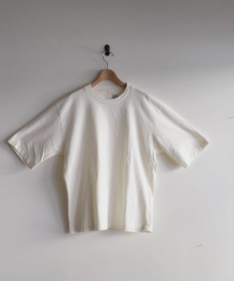 Nikki ESSENTIAL PICES/SPAIN PIMA TEE