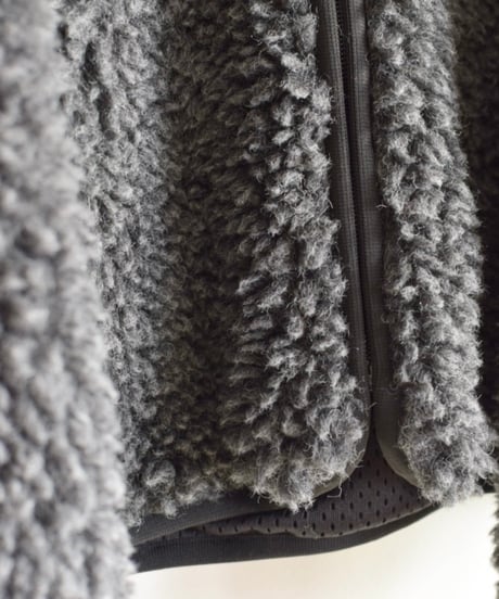 LOEFF/BOA ZIP BLOUSON