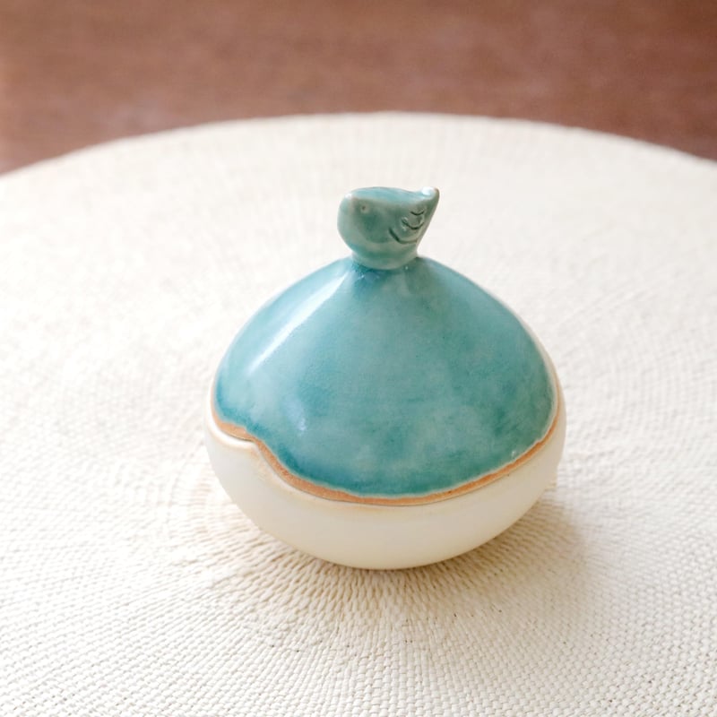 青い小鳥の小物入れ 蓋もの | 創作工房 あめつち薫る