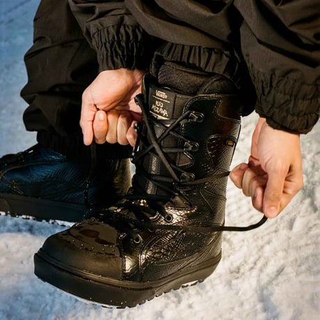 26-27 VANS SNOWBOARD BOOTS Ryo Aizawa SUPER STANDARD BLACK/SNAKE