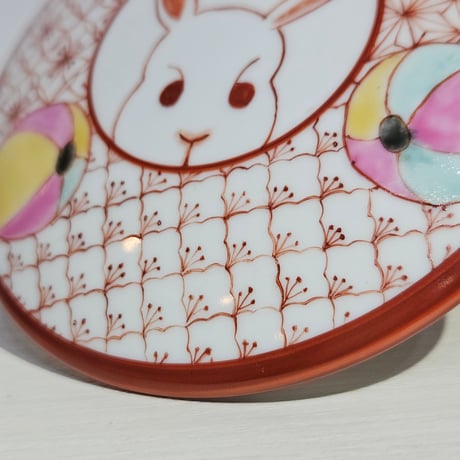 赤絵蓋物