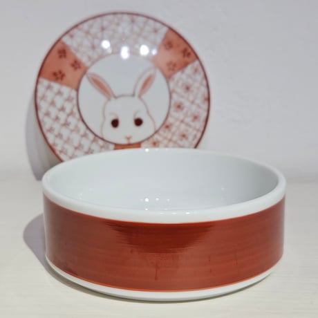 赤絵蓋物