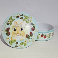 西洋絵付蓋物