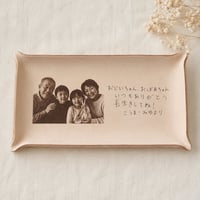 敬老の日｜写真と手書きメッセージを刻む本革レザートレイ