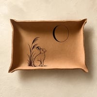 月を見上げるうさぎ 本革レザートレイ ｜メガネ置き・小物入れ