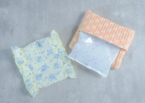 温冷枕 [保冷剤つき]
