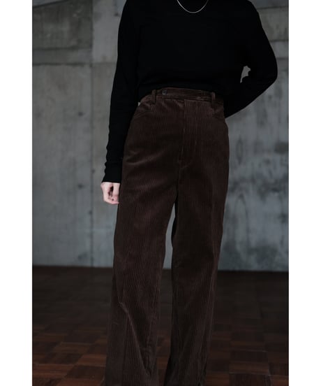BISOWN / MIXED-WALE CORDUROY NOTUCK SLACKS(BROWN)