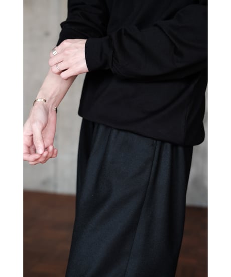 LIFiLL / Cottony Longsleeve Tee(Black)