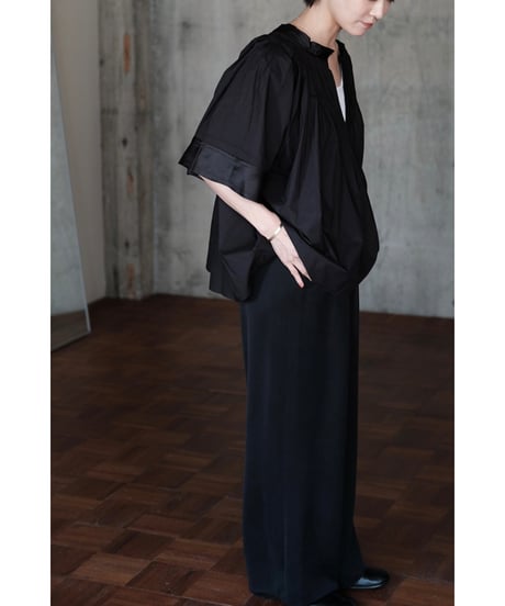 Pau thongvird / Smita(Black)