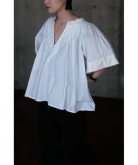 Pau thongvird / Smita(White)