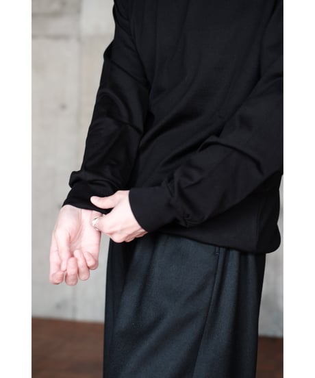 LIFiLL / Cottony Longsleeve Tee(Black)