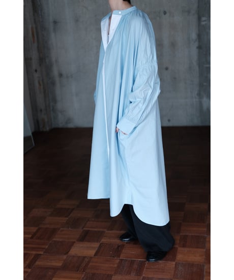 Pau thongvird / Harika(Light Blue/White)