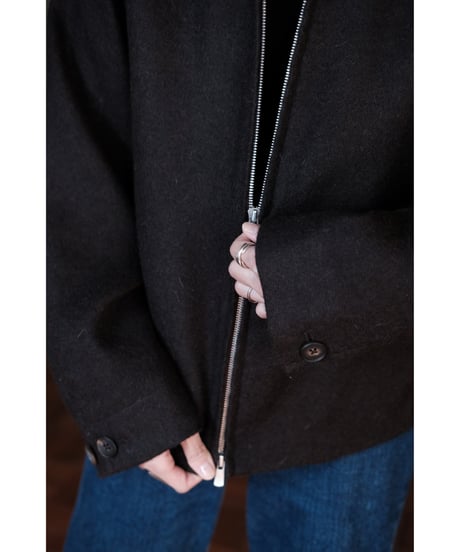 BISOWN / ALPACA DOUBLECLOTH SEAM POCKET BLOUSON(DARK BROWN)