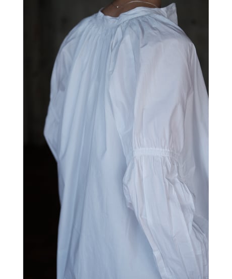 Pau thongvird / Harika(White)