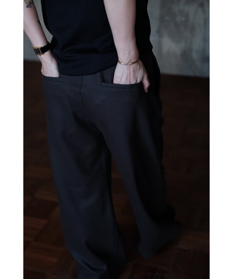 【26AW先行予約商品】 LIFiLL / Woolish Milled Smooth Relax Pants(Charcoal)