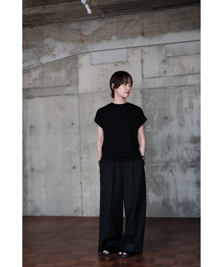 LIFiLL / Woolish French Sleeve Tee(Black)