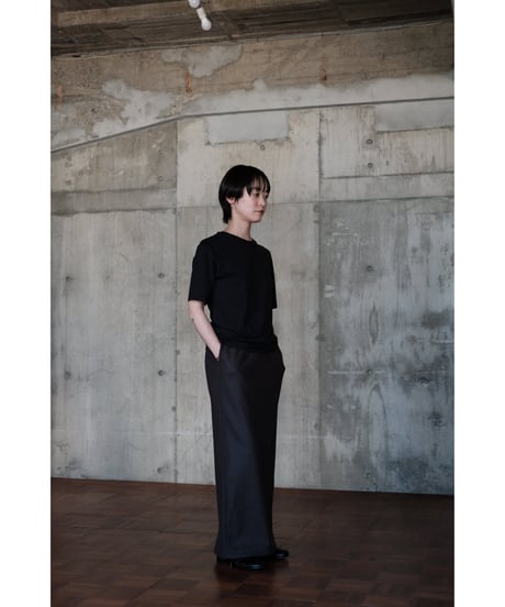 【26AW先行予約商品】LIFiLL / Woolish Milled Smooth Long Skirt(Charcoal)
