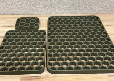 HONEYCOMB GRATING（ハニカムグレーチング）| 整理トレー用水切りグレーチング