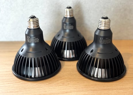 【中古】植物育成LEDライト｜動作確認済