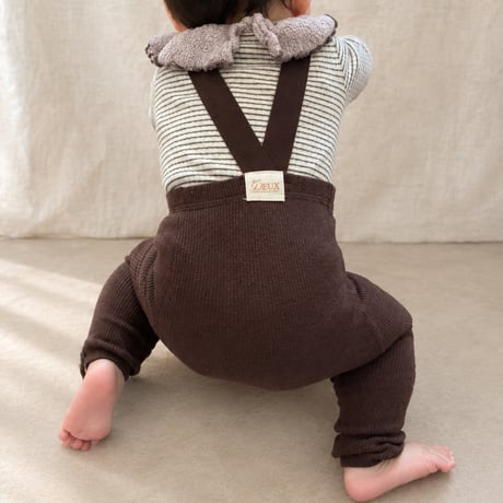 サロペット付きレギンス