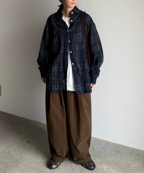 wide two tuck pants