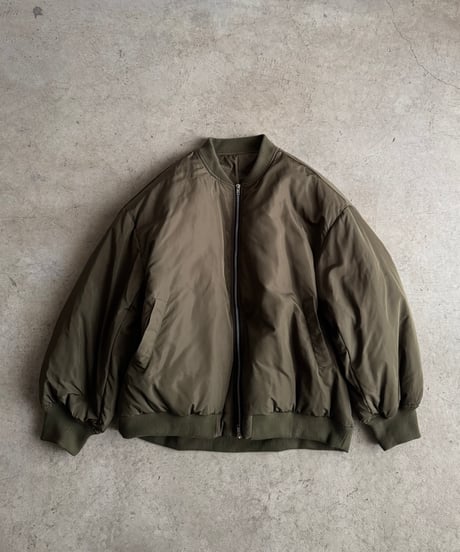 〈atelier〉wide zip down blouson