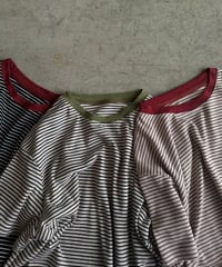 color neck border t-shirt