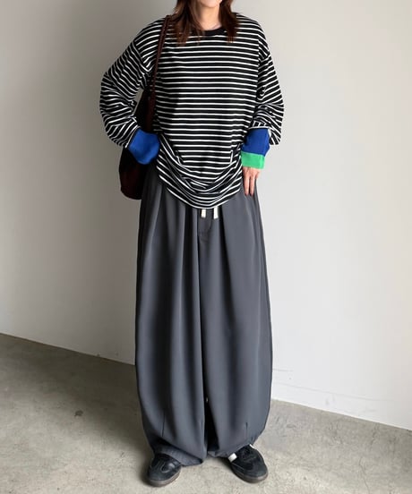 color cuff border t-shirt