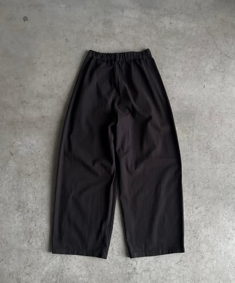 wide two tuck pants