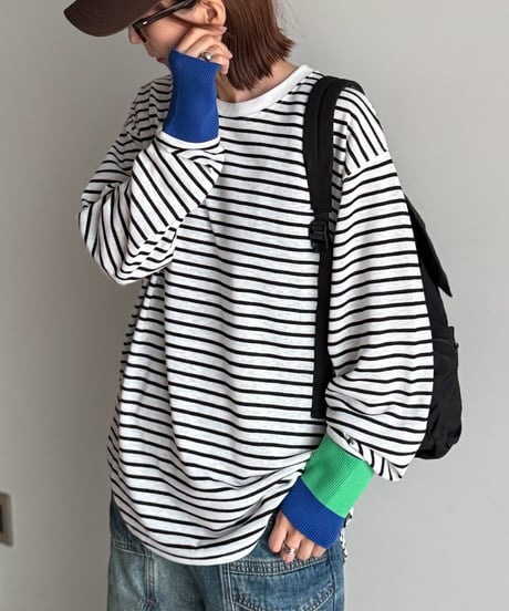 color cuff border t-shirt