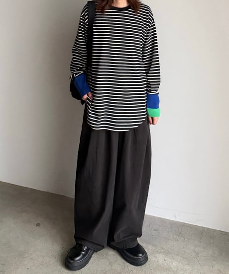 wide two tuck pants
