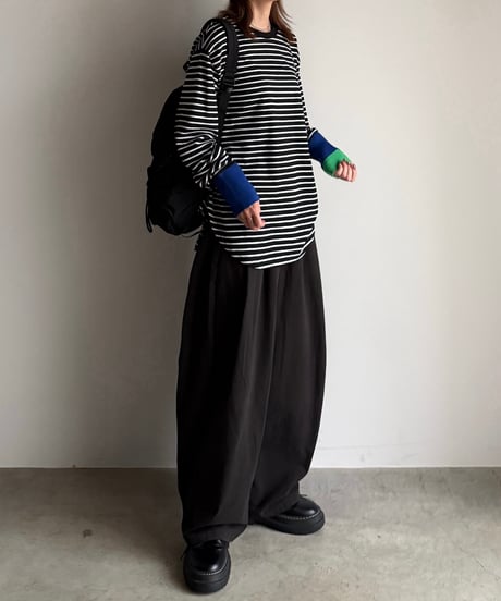 color cuff border t-shirt