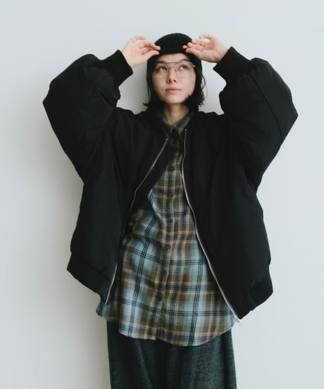 〈atelier〉wide zip down blouson