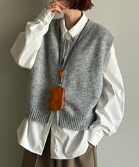 front zip knit vest