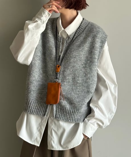 front zip knit vest
