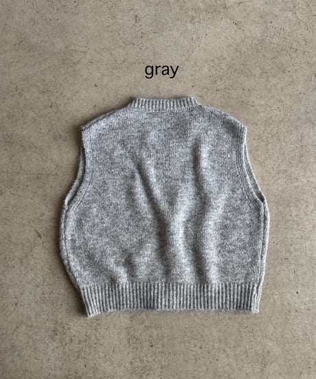front zip knit vest